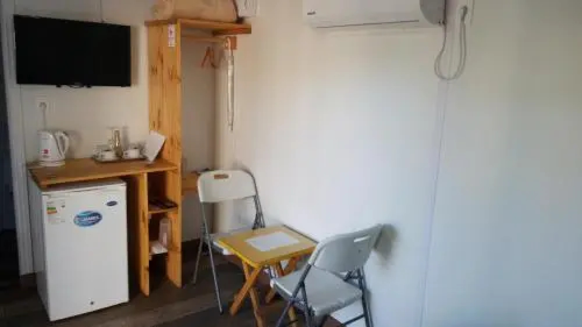 Squania Suite Container