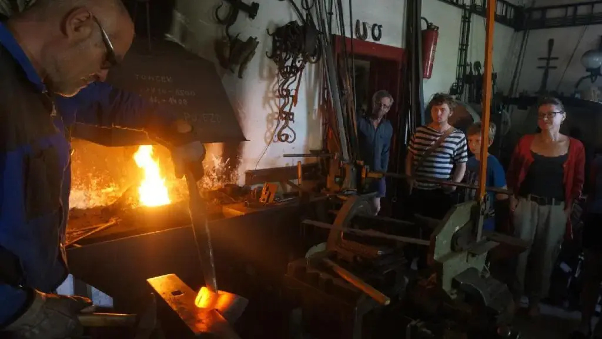 Piotrowice Nyskie Palace