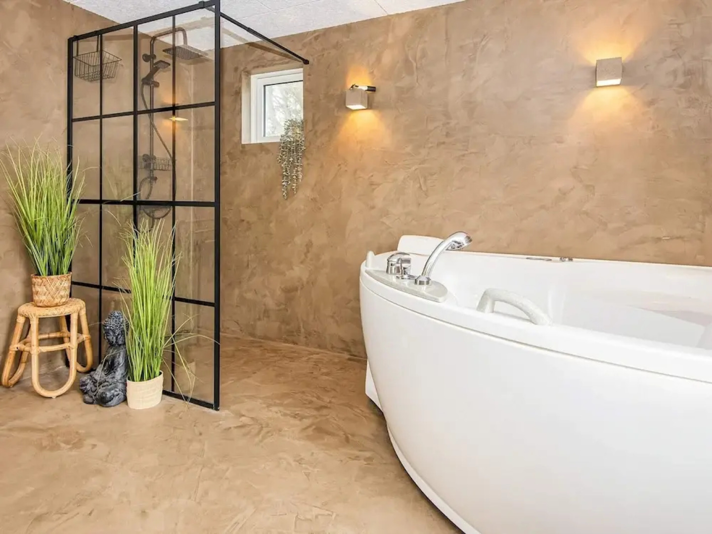 Dune Escape With Games and Wifi-by Traum