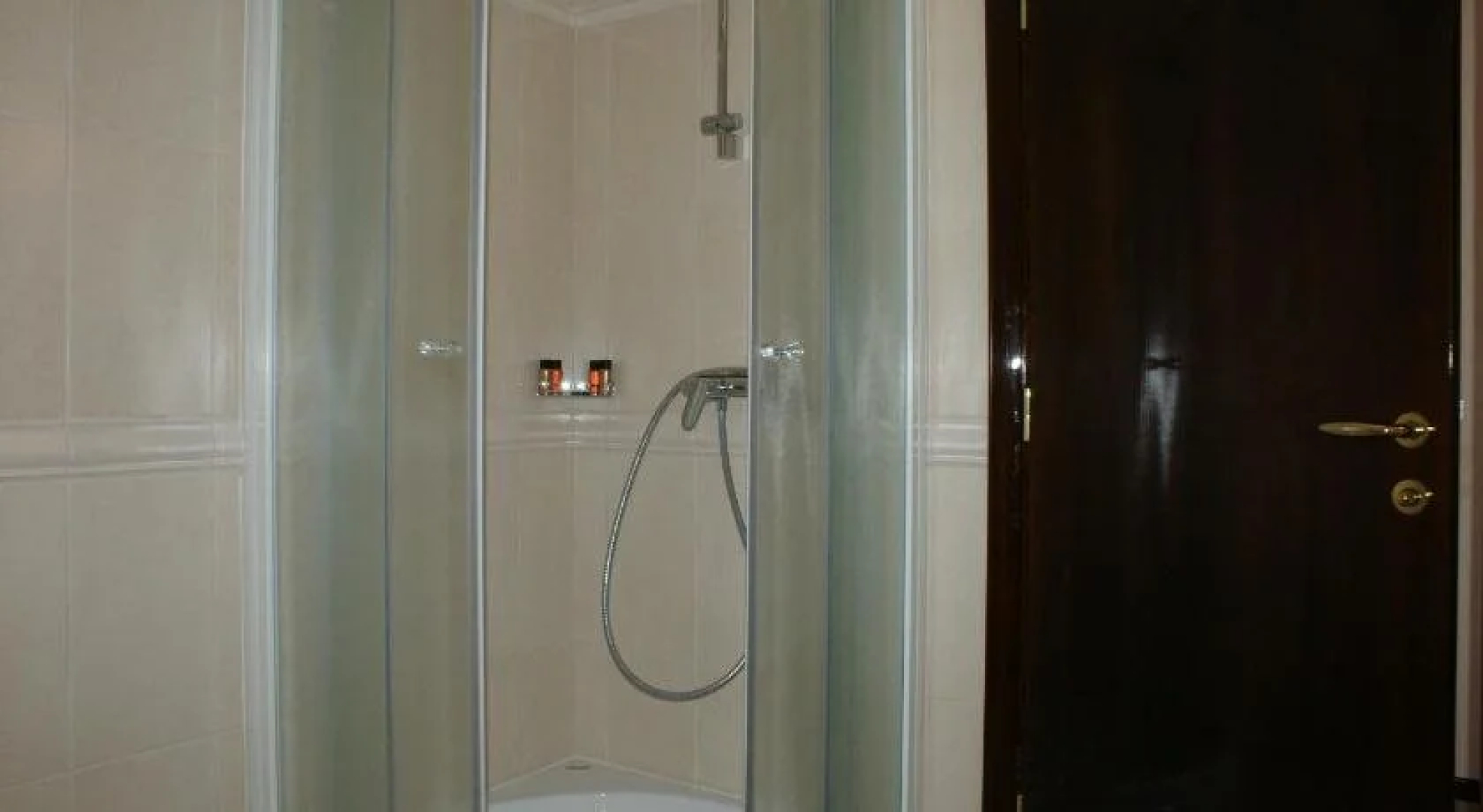 Guest Accommodation Atrium Gulin