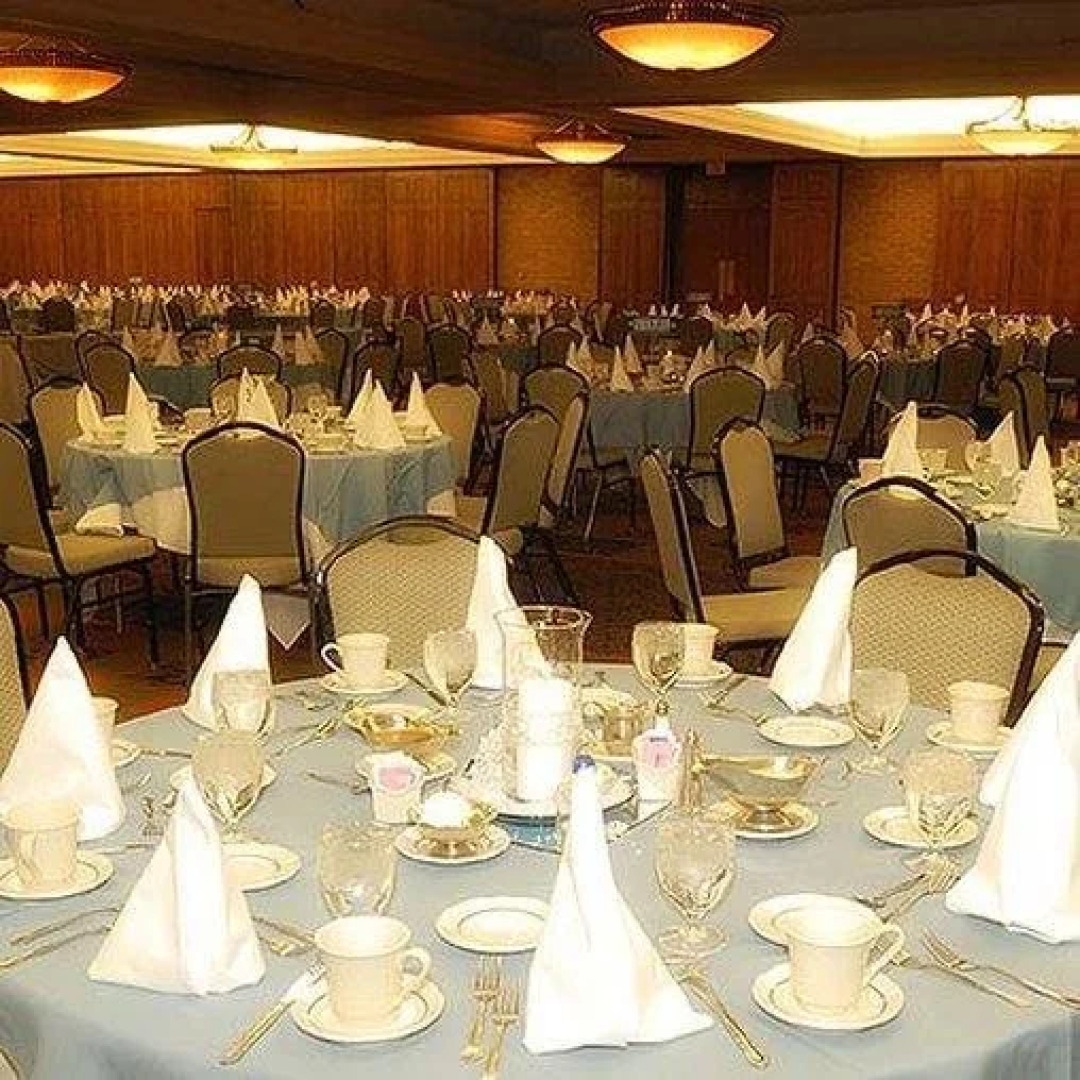 Clock Tower Resort and Conference Center - Rockford