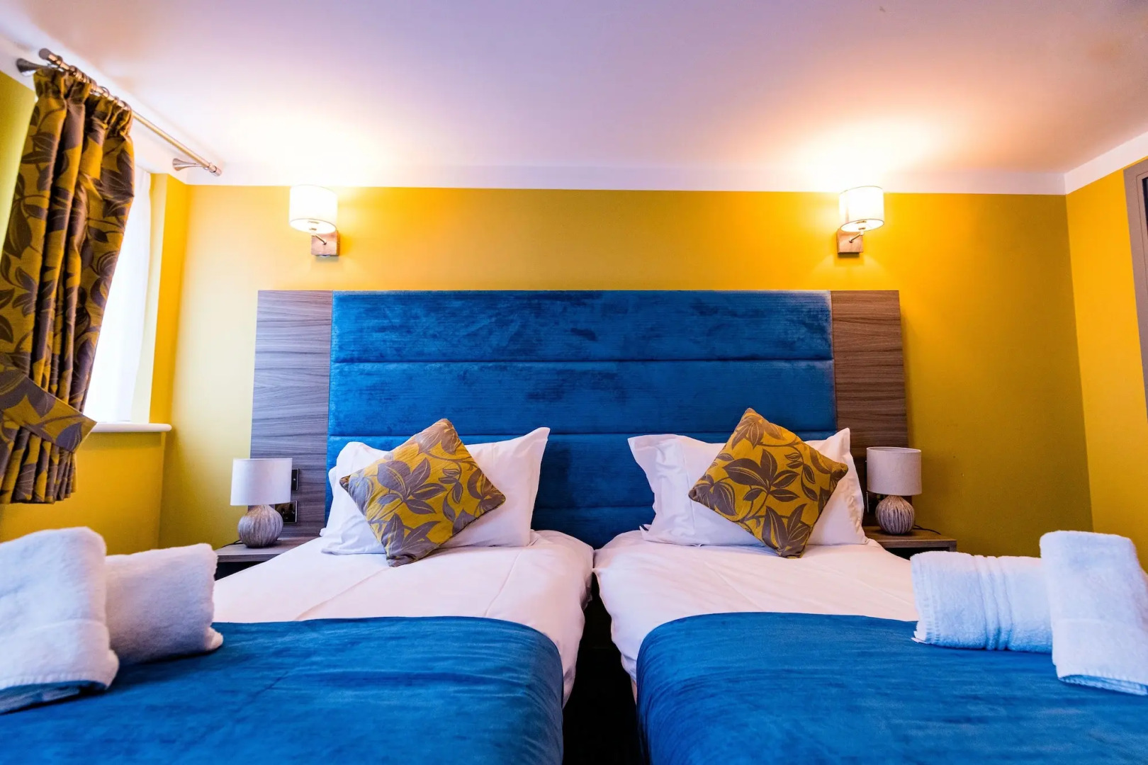 Stonecross Manor Hotel