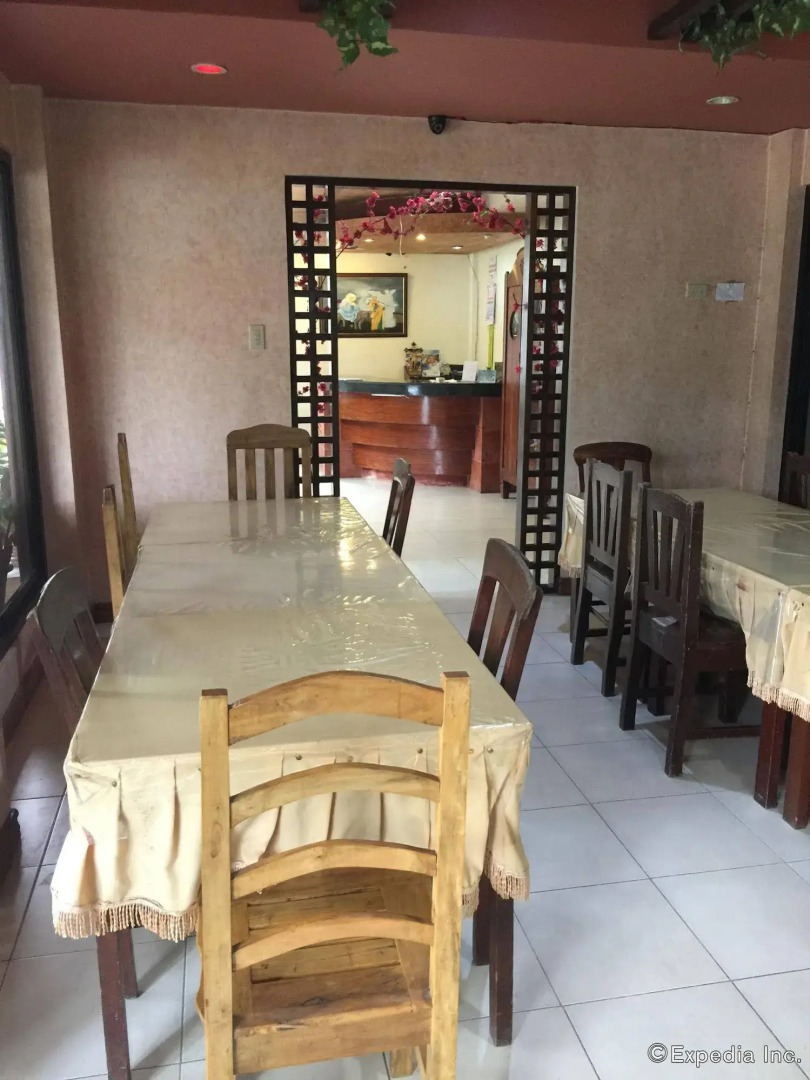 OYO 426 Coco Grove Tourist Inn