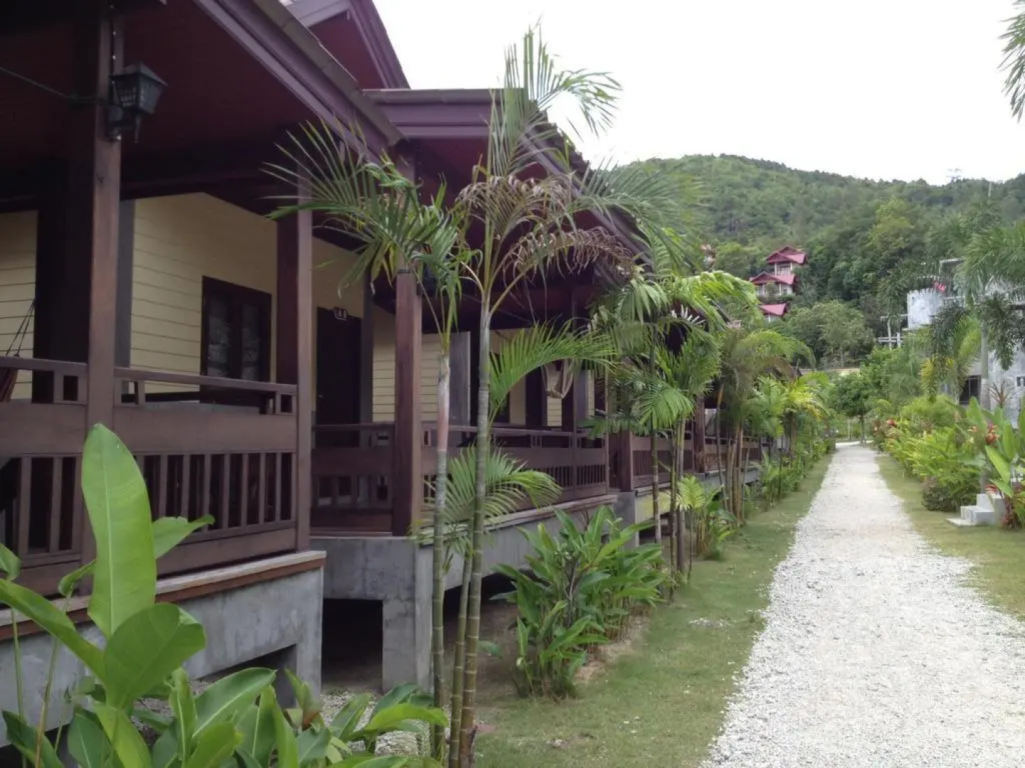Haad Yao Bungalows