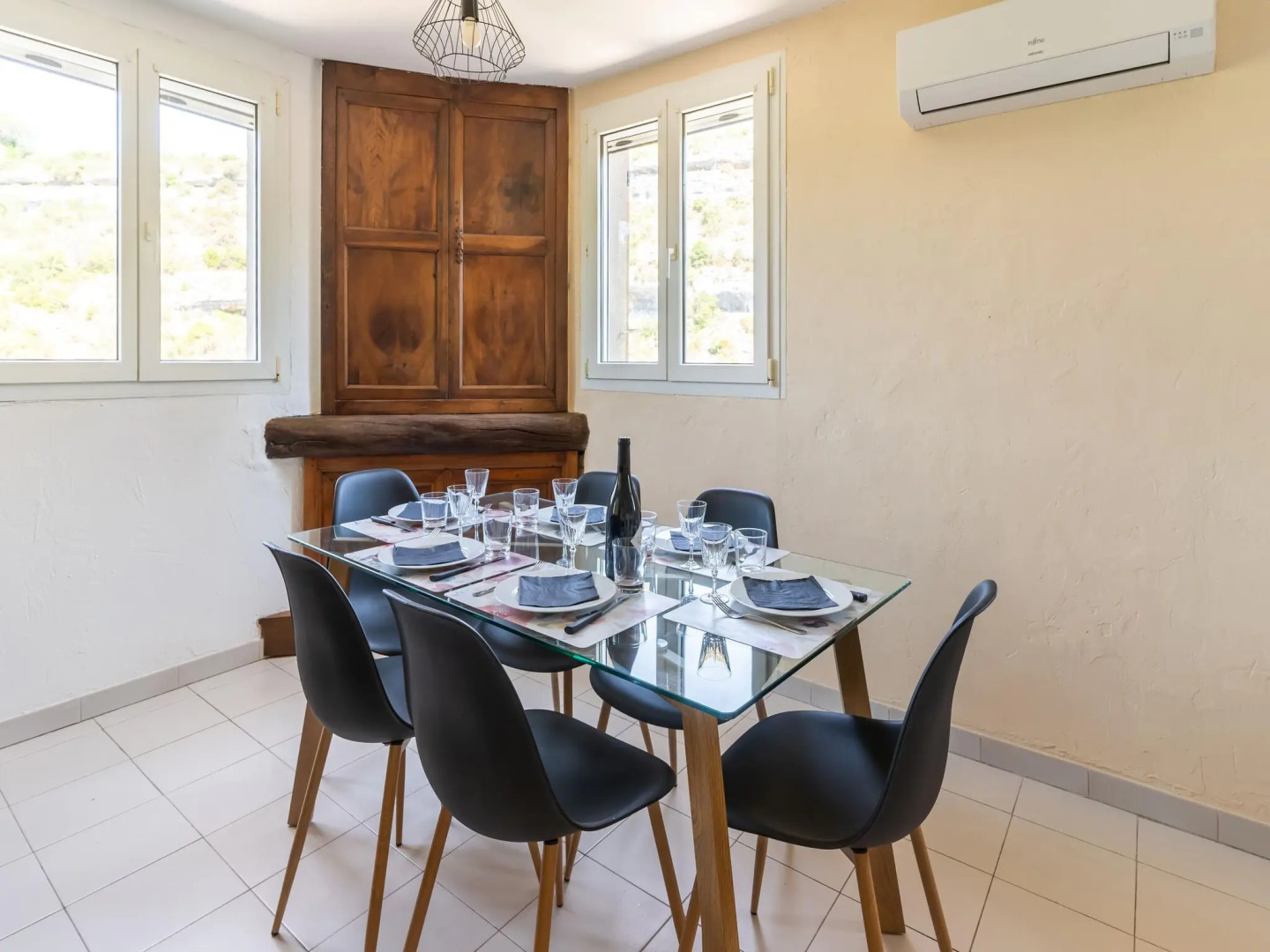 Cosy Holiday Home in Minerve With Garden