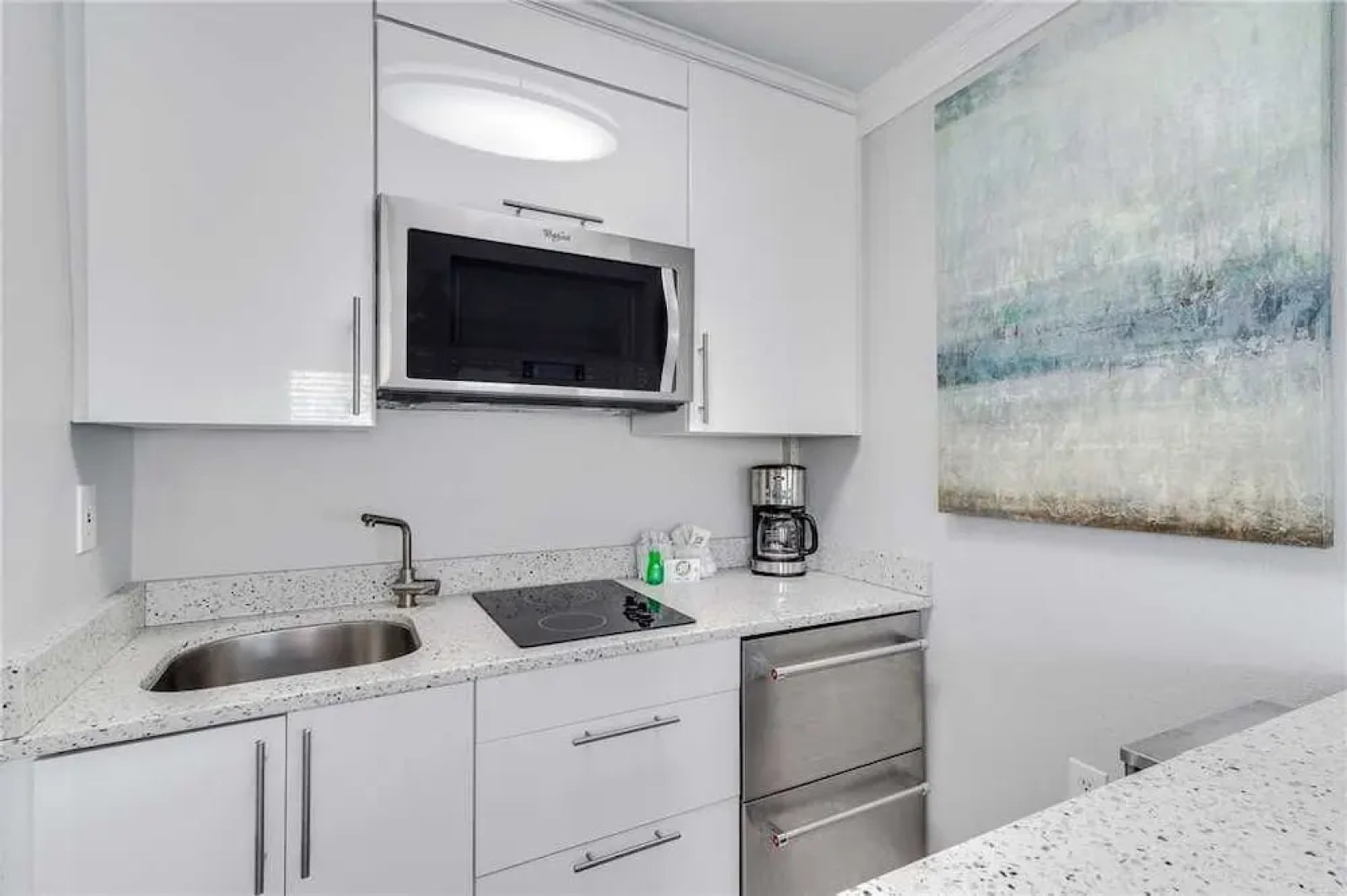 Sea Rocket 20 - Studio Condo