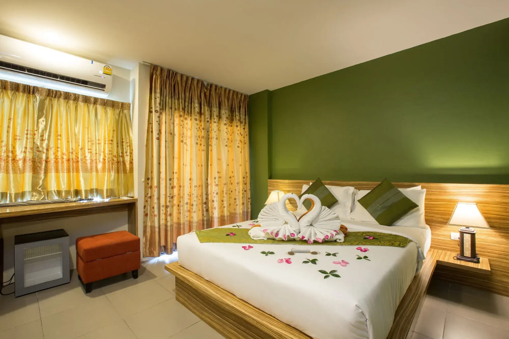 Отель Gu Hotel Patong