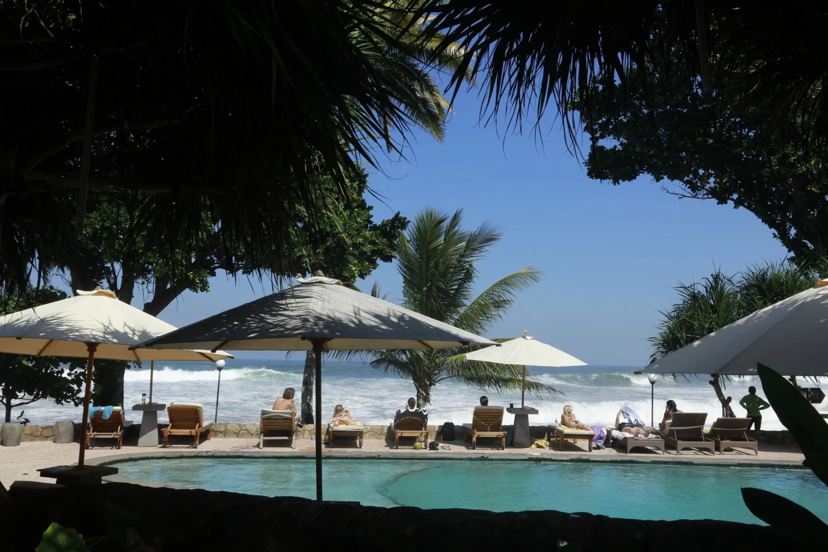 Pondok Pitaya Hotel, Surfing & Yoga