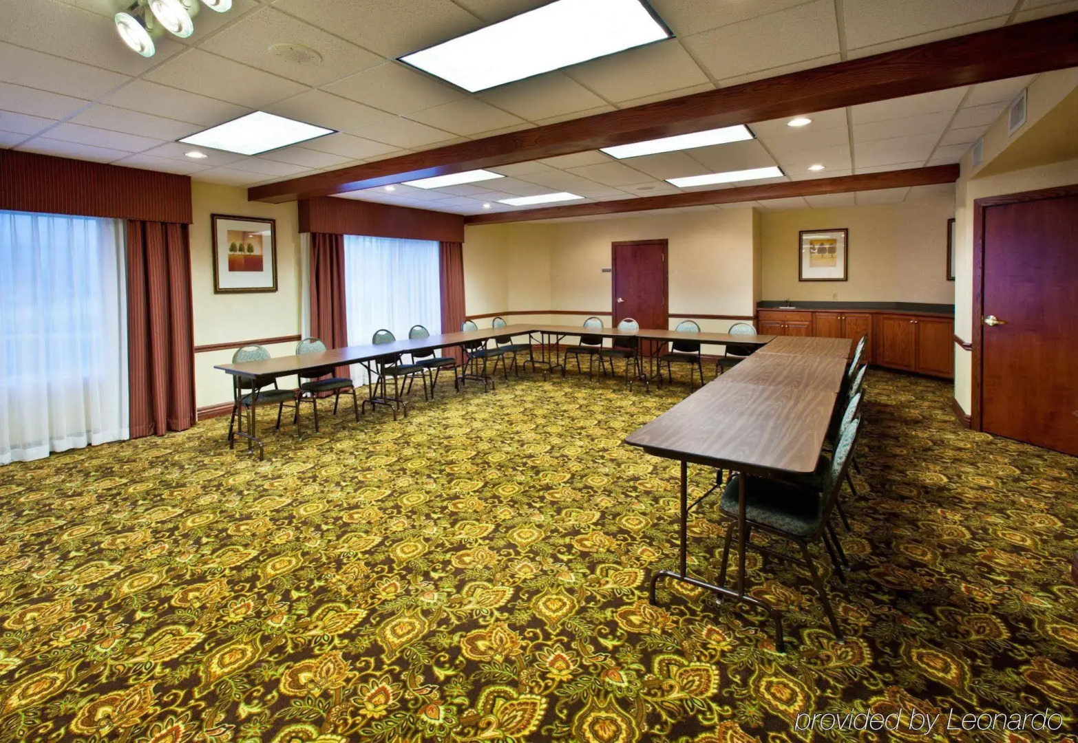Country Inn & Suites by Radisson, Council Bluffs, IA
