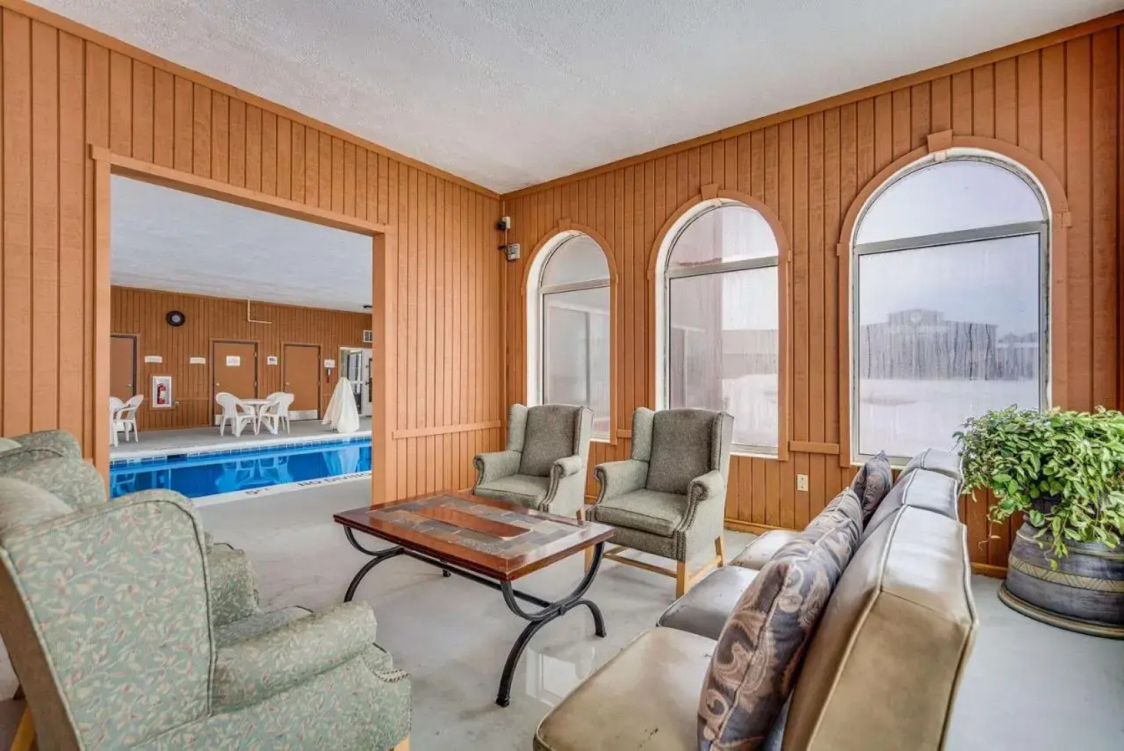 Best Western North Shore Lodge