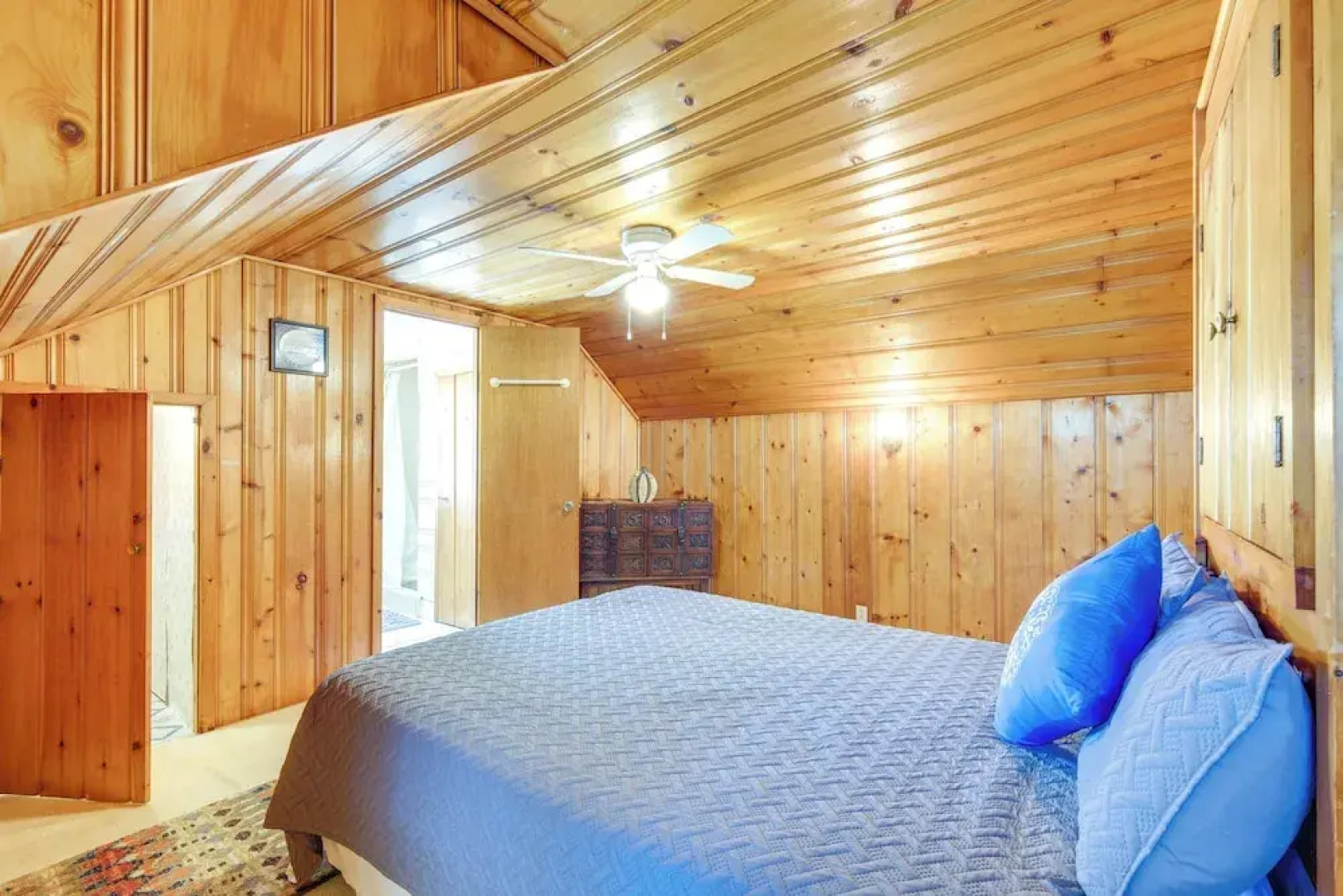 Cleveland Heights Home w/ Sunroom: Park Across St!