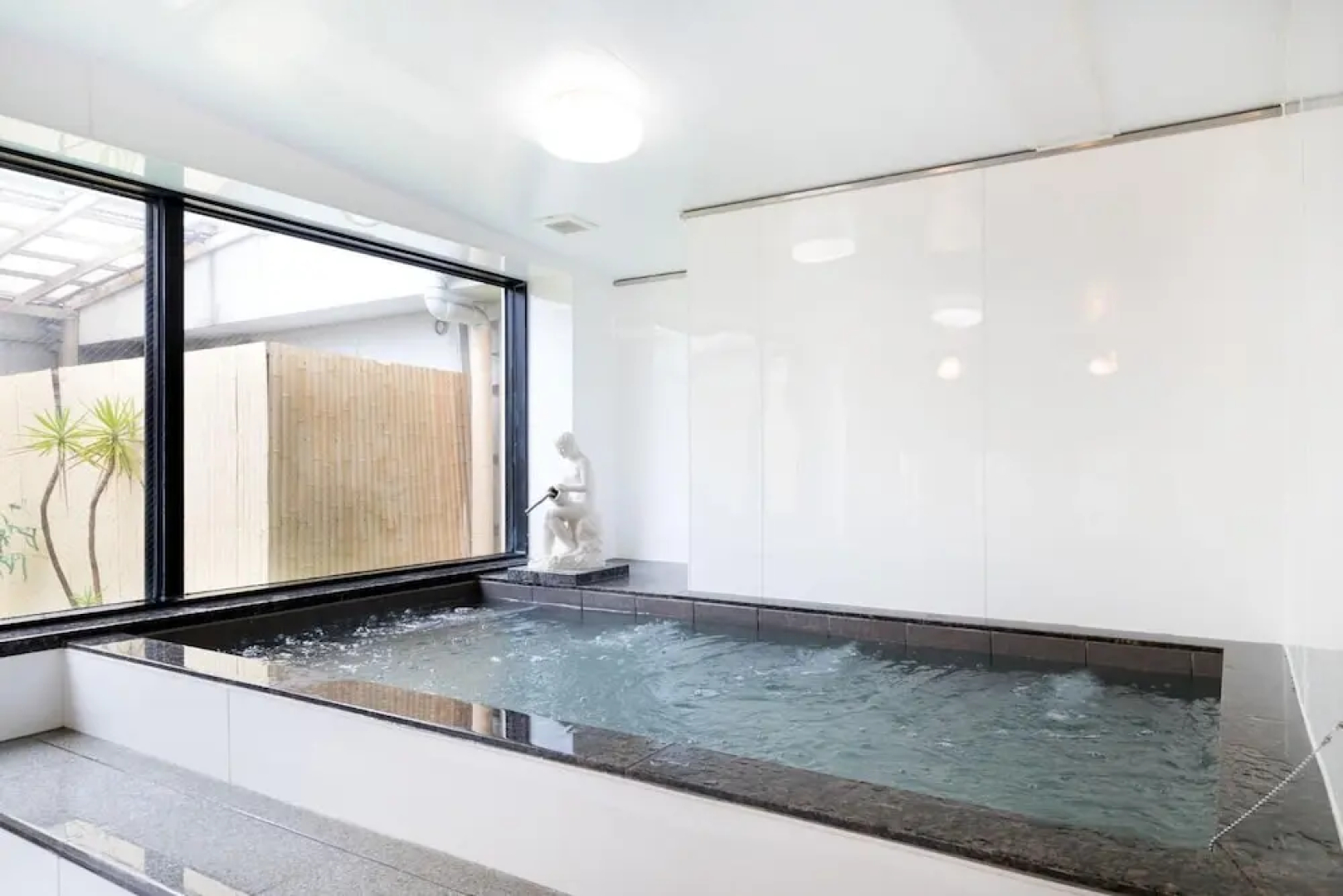 Hotel Yutaka Wing
