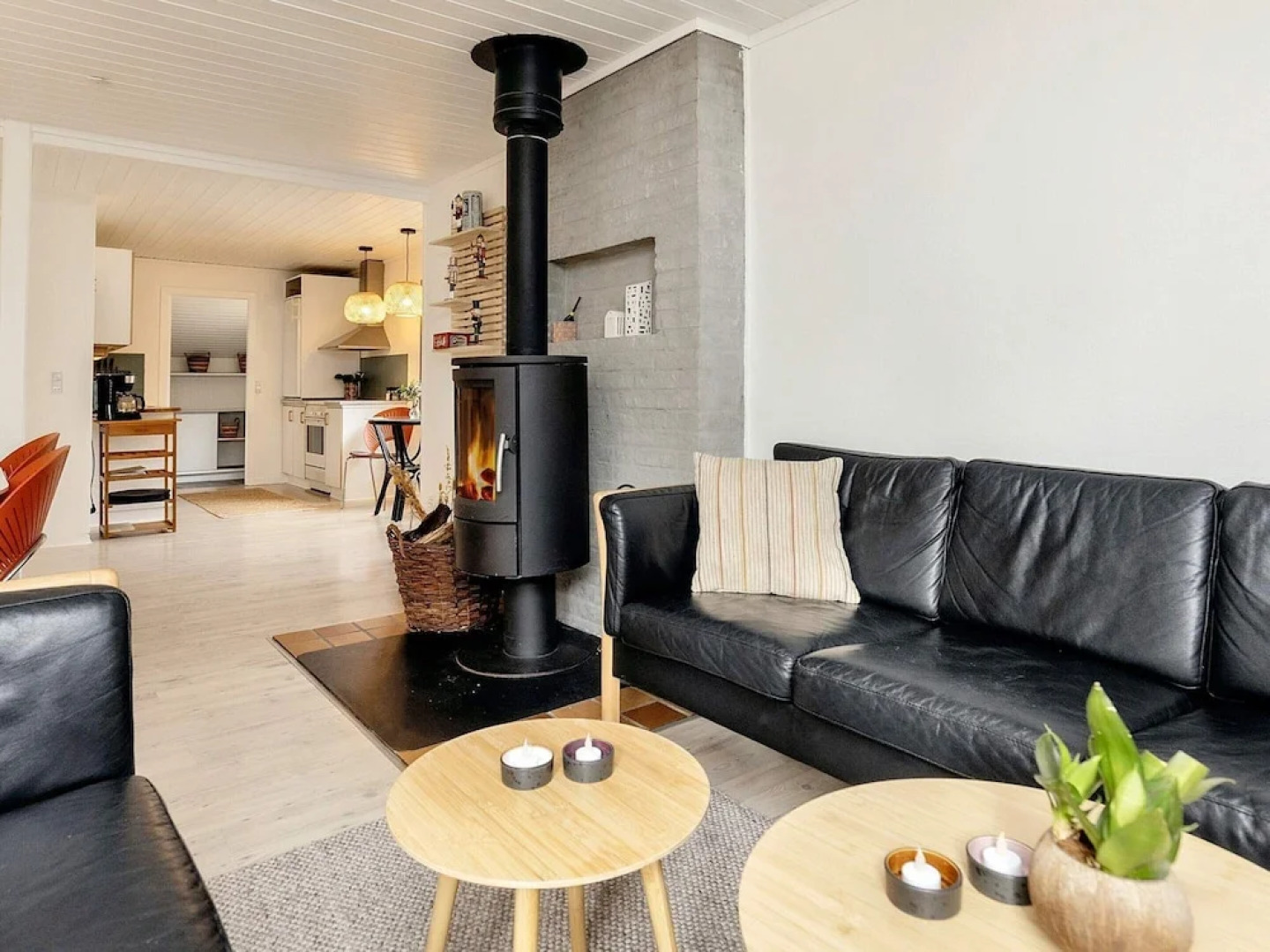 8 Person Holiday Home in Oksbol