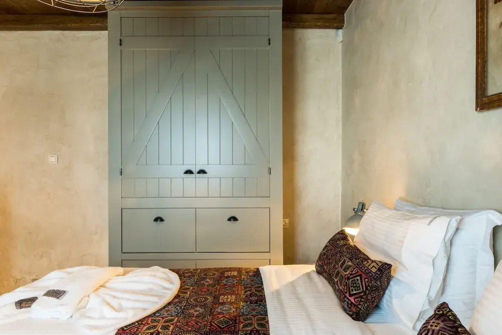 Elevated Peaceful Villa With Private Heated Pool Jacuzzi and Panoramic Views