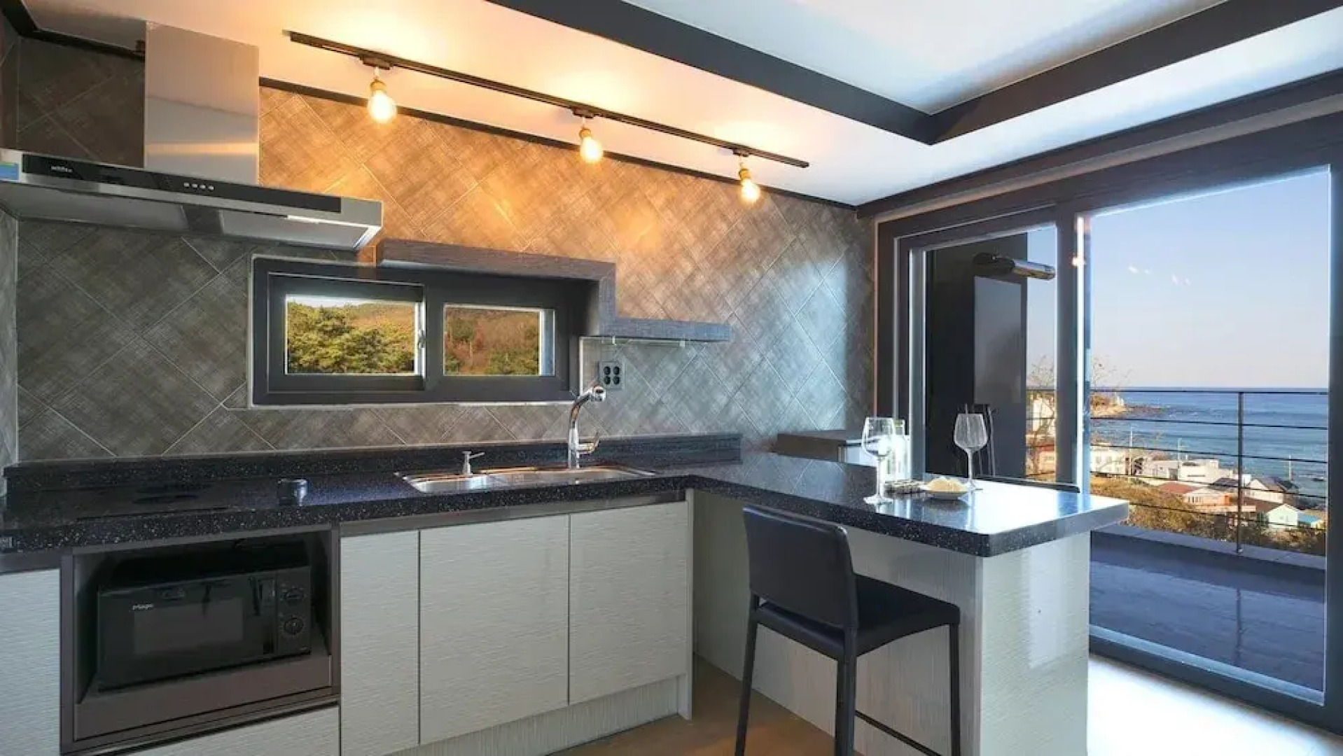 Donghae Haru Pension