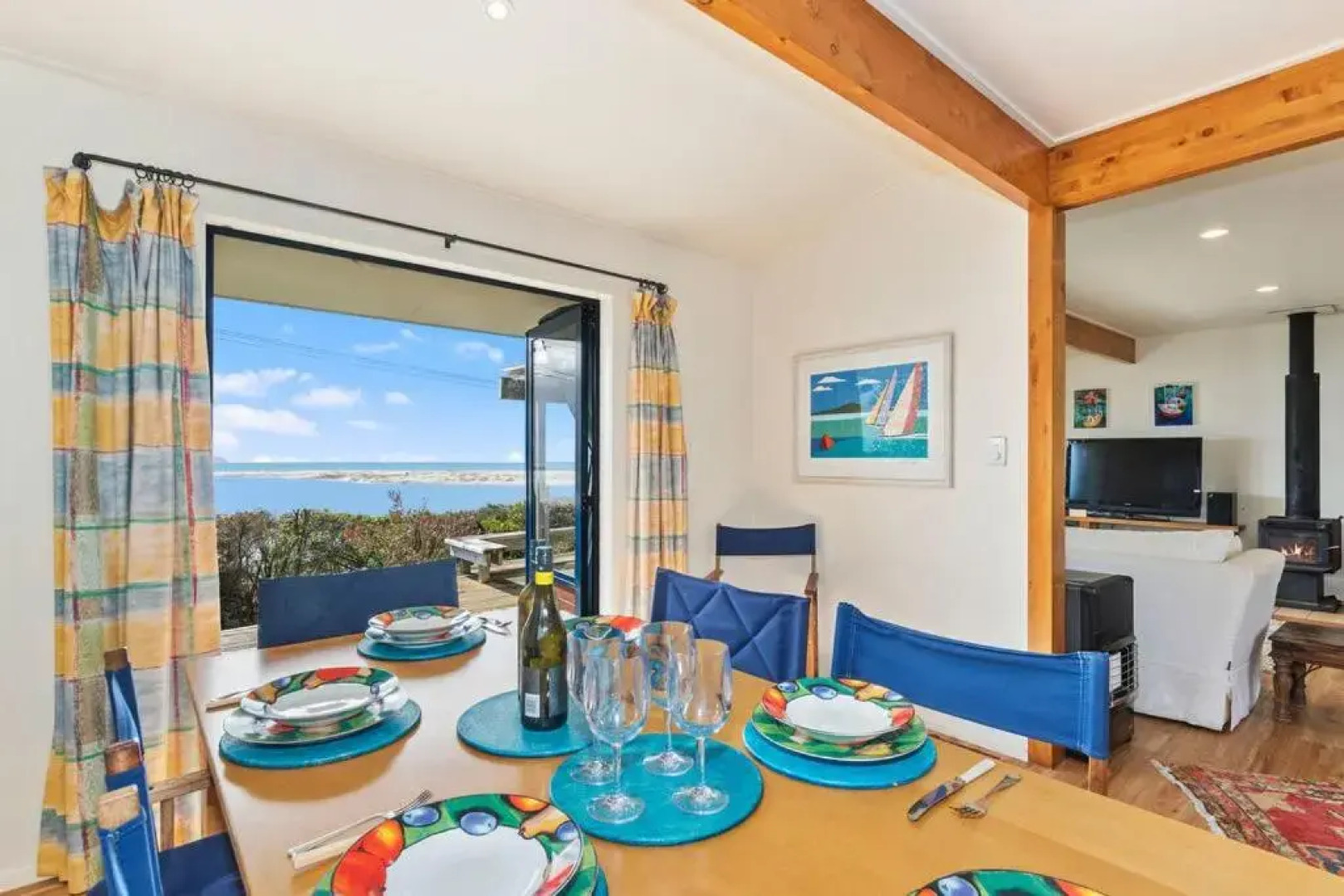 Taste Of Paradise with WiFi!- Mangawhai Heads Holiday Home