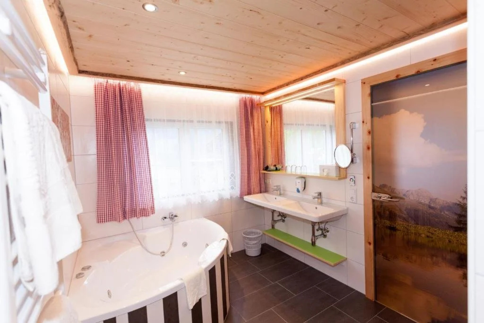 Alpenhotel Wanderniki