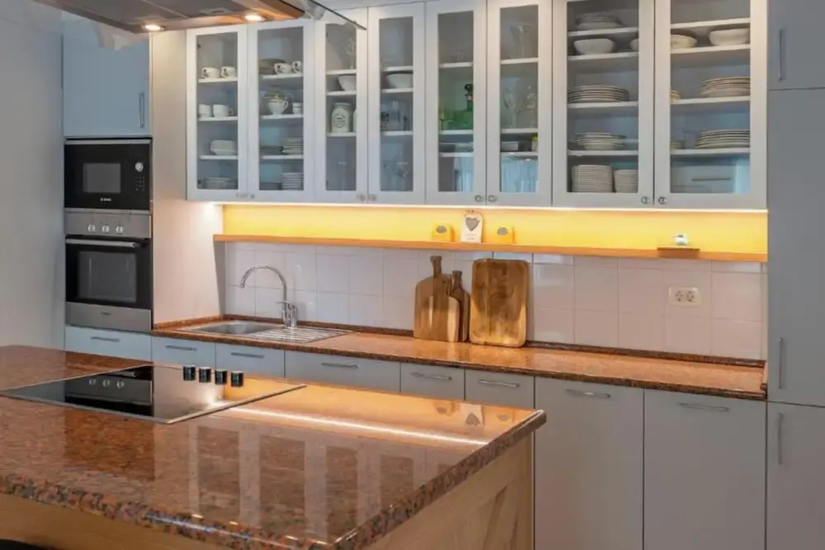 Luxury Pool Villa Feliz