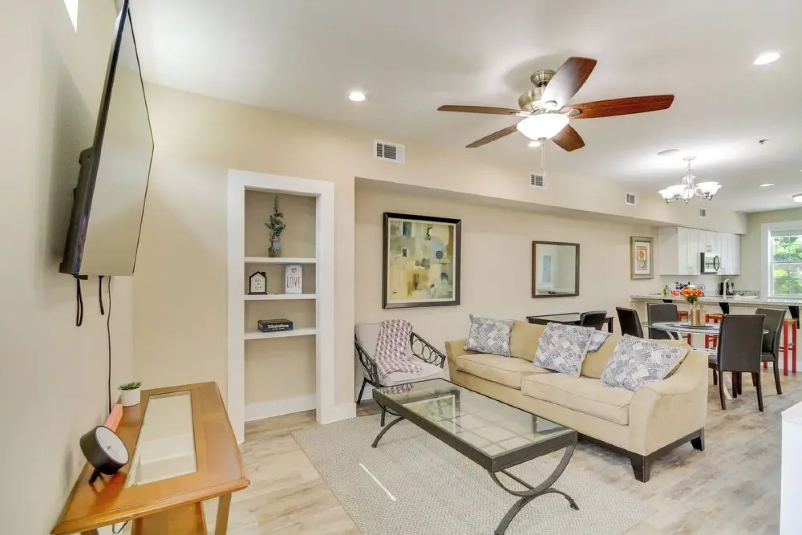 D'iberville Delight ~ 2 Mi From Beach & Casinos!