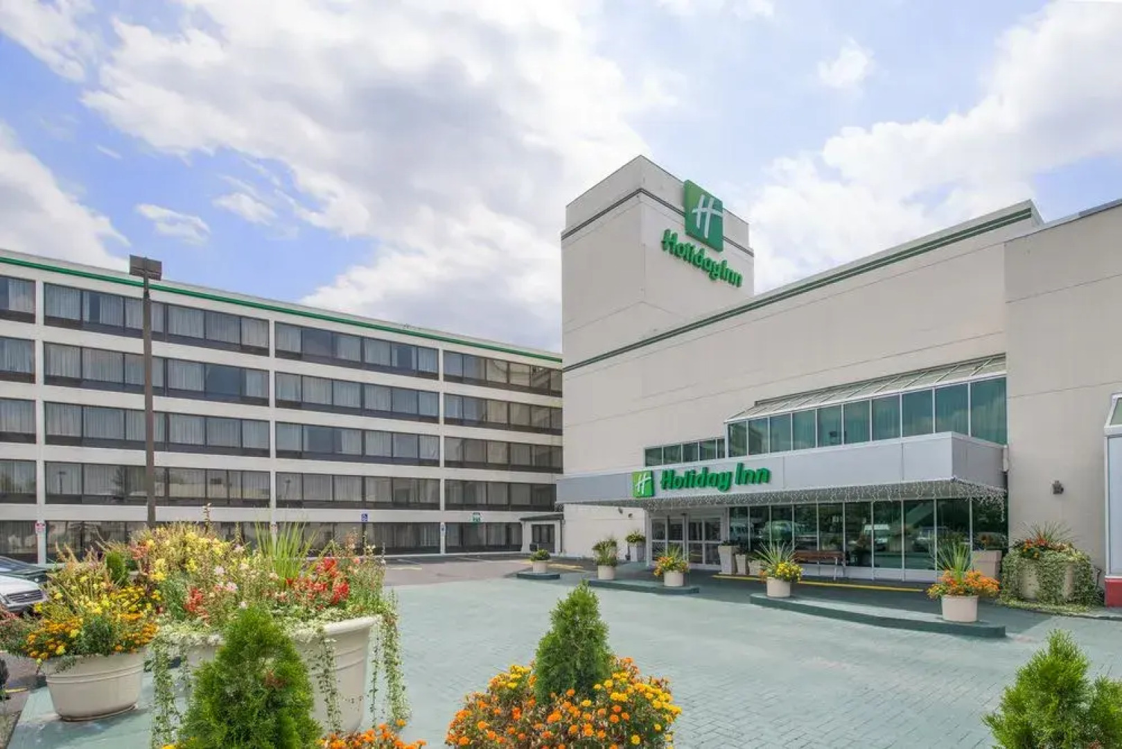 Wyndham Garden Totowa