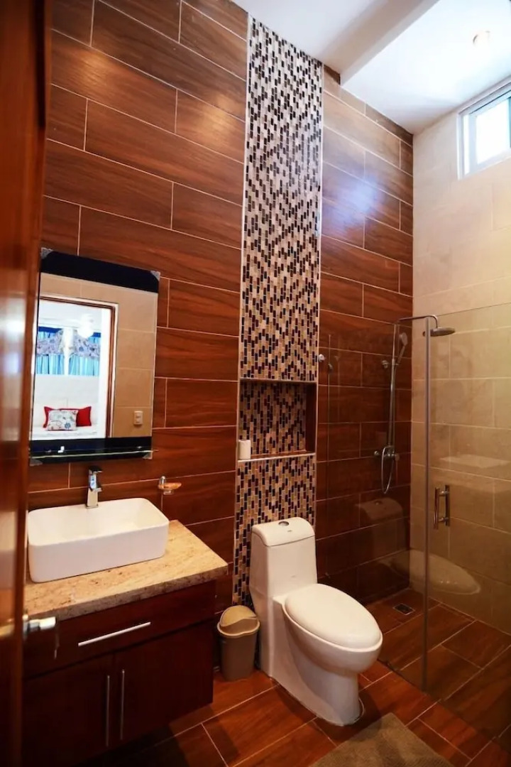 Modern House Pool AC WiFi