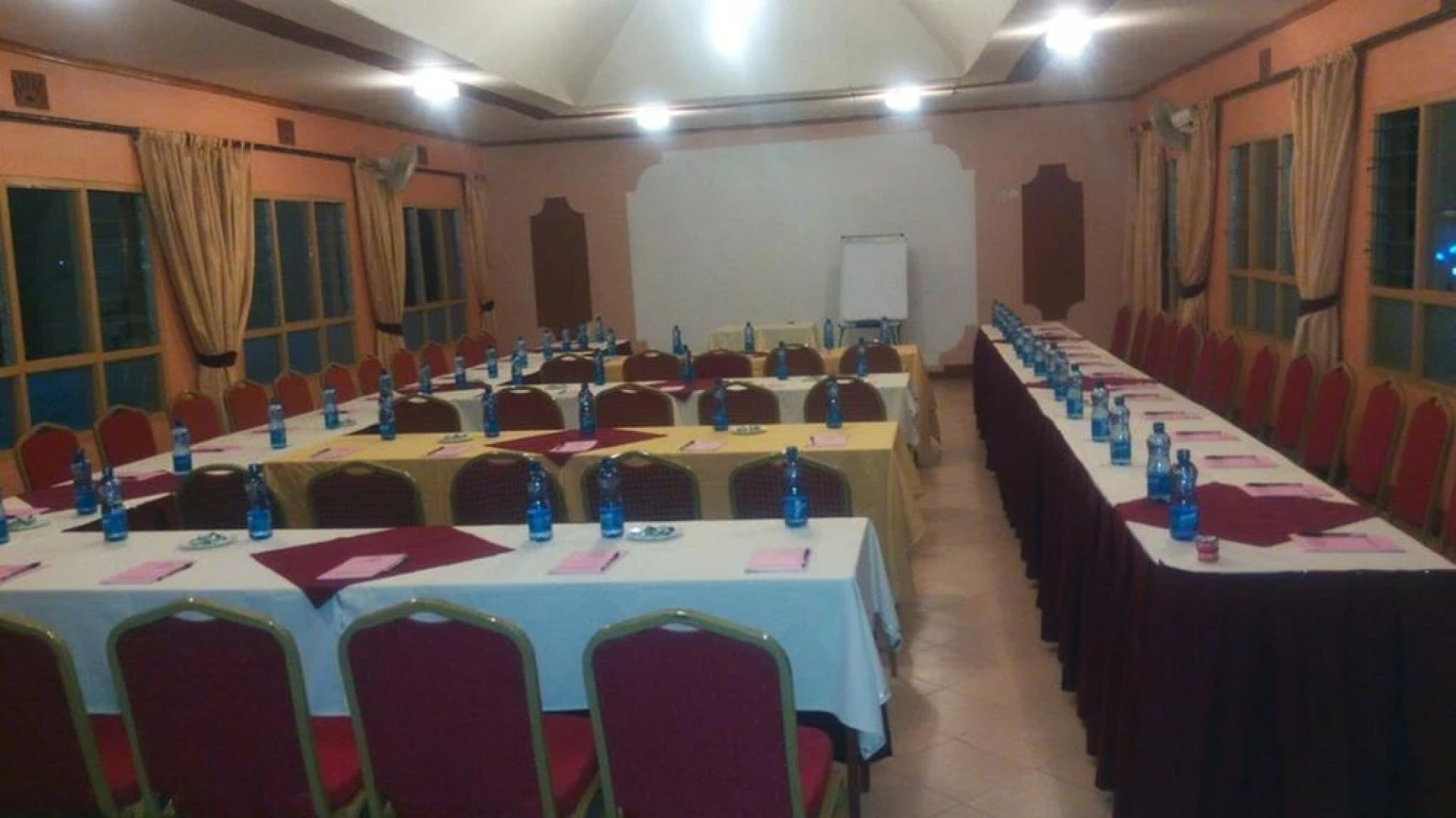 Palmdew Highland Hotel