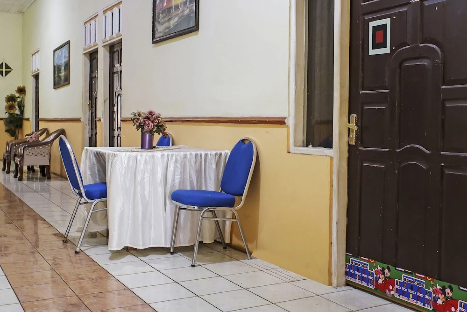 OYO 90316 Hotel Candri Pelaihari