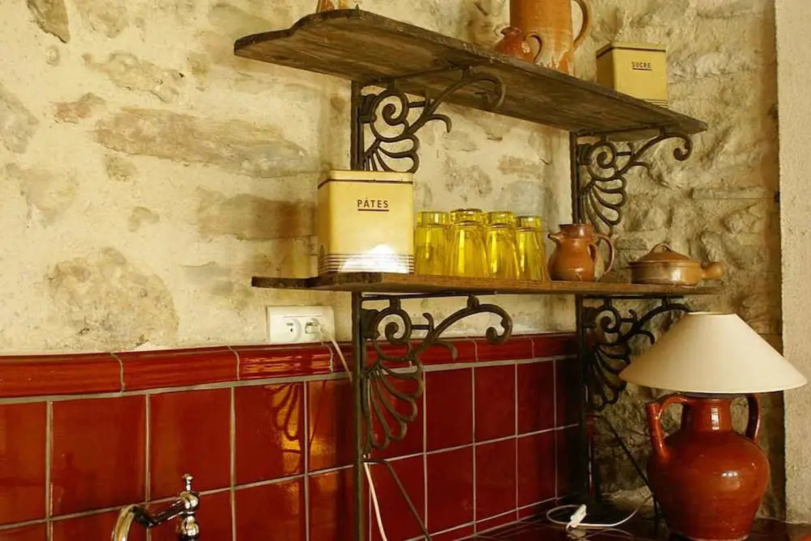 Villa With 4 Bedrooms in Pouzols Minervois , With Private Pool, Enclos