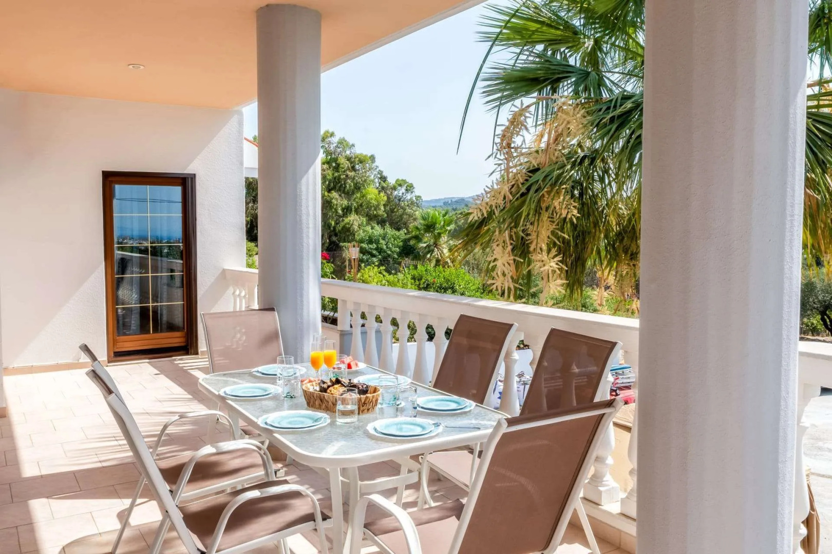 Red Rose Luxury Villa