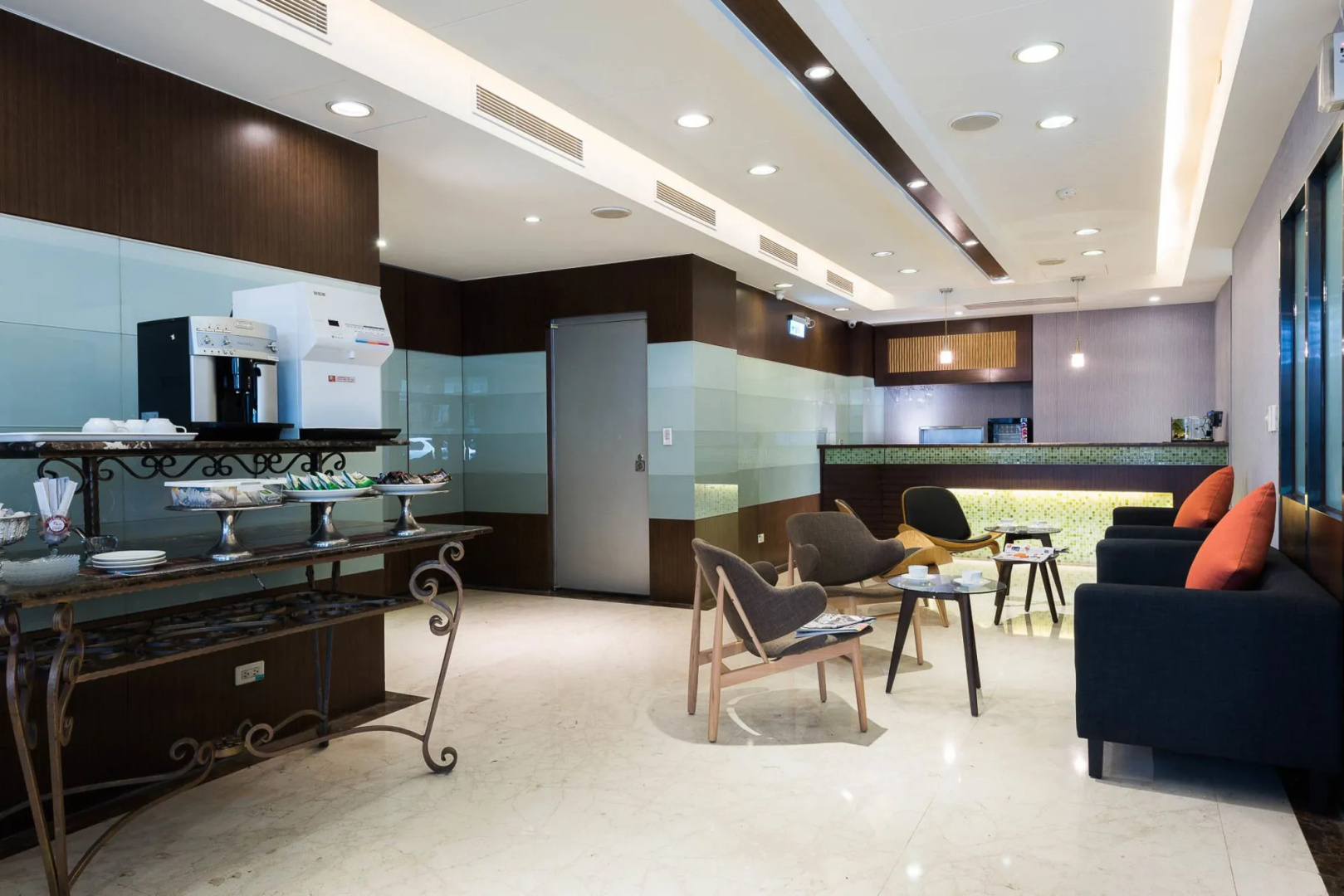 Shin Yuan Celeb Metro Hotel
