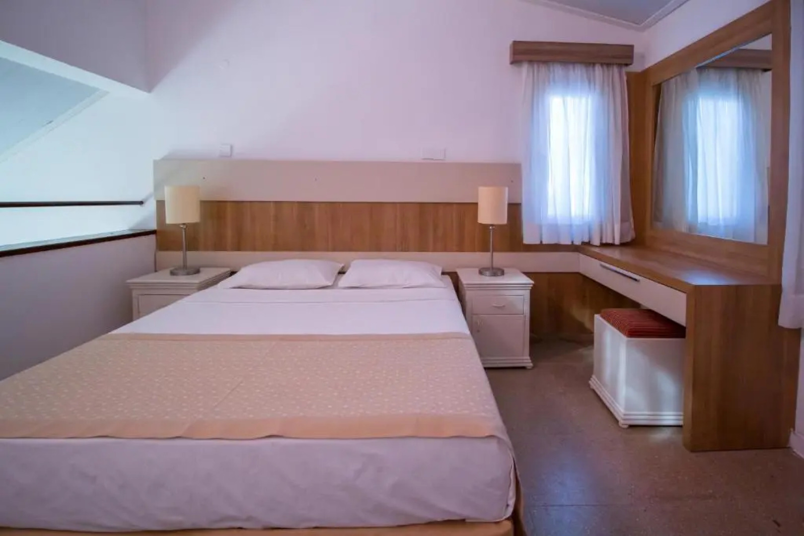 Club Lapethos Bungalow