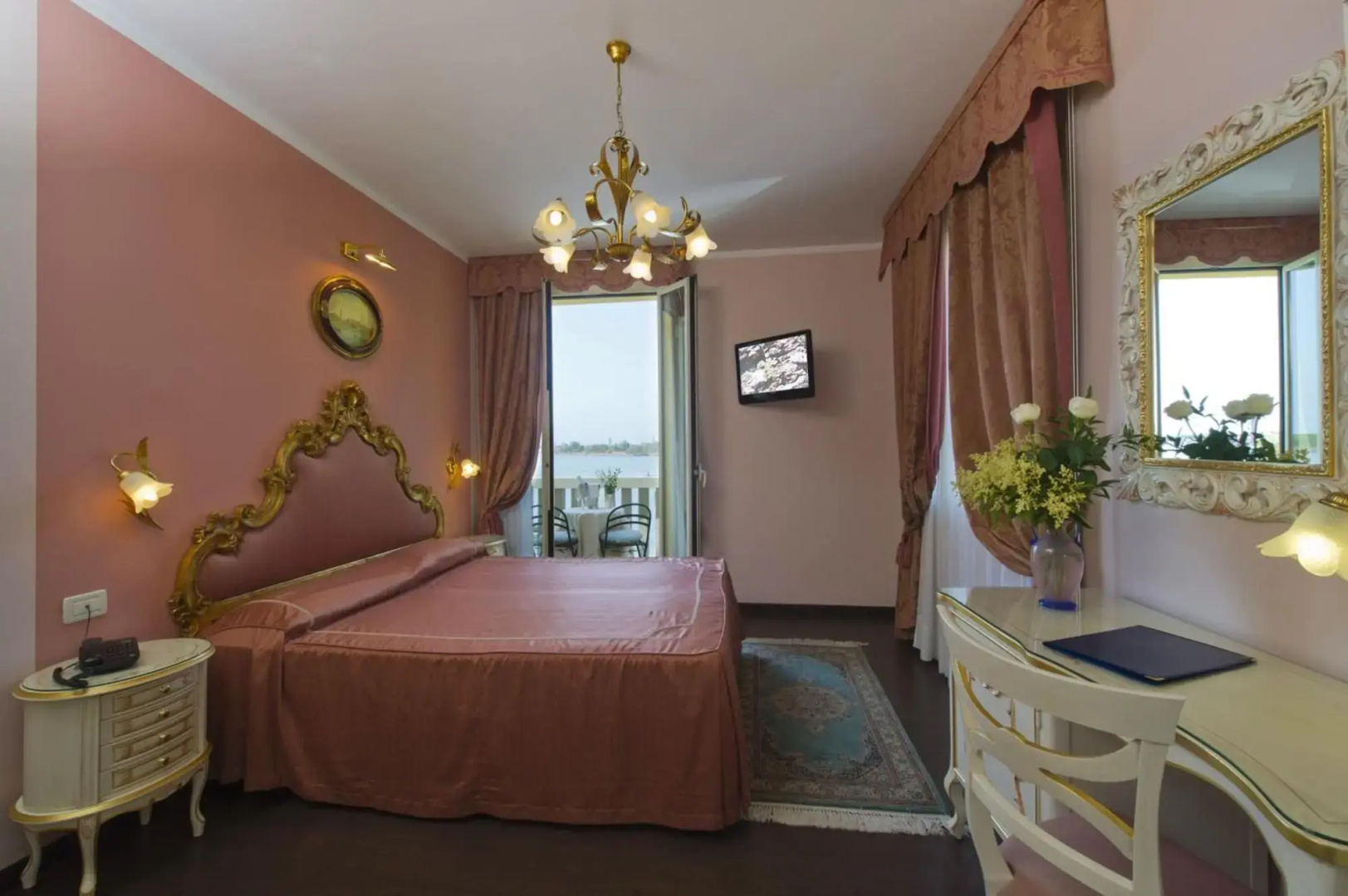 Viktoria Palace Hotel