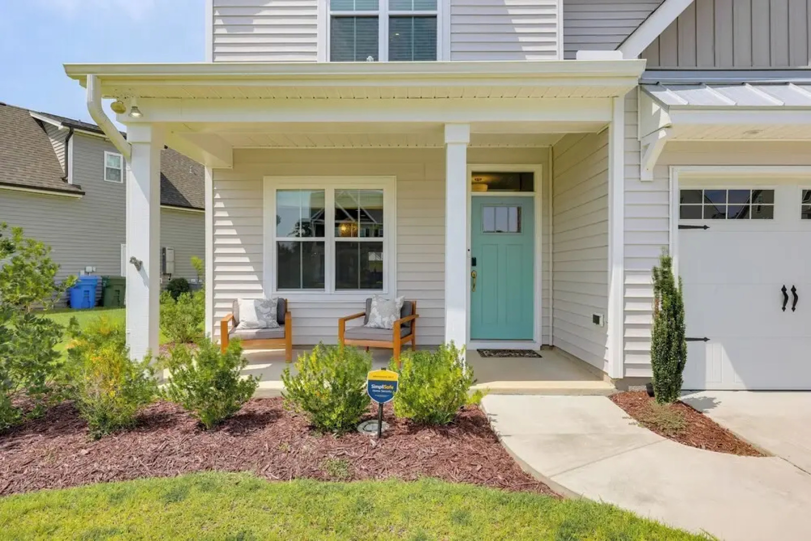 Spacious Home w/ Screened Patio in Wilmington!