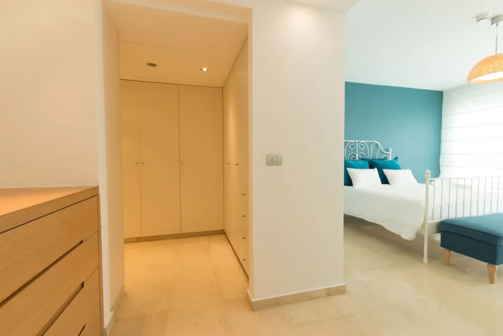 High Class Condo at Marina by FeelHome