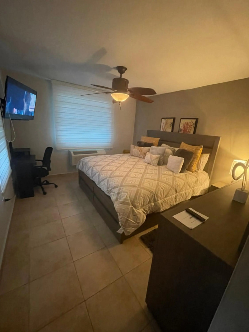 3 Bedroom Apt. close to main beaches/ attractions