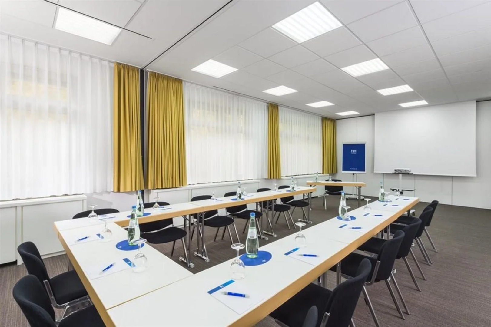 Scotty + Paul Hotel Deggendorf