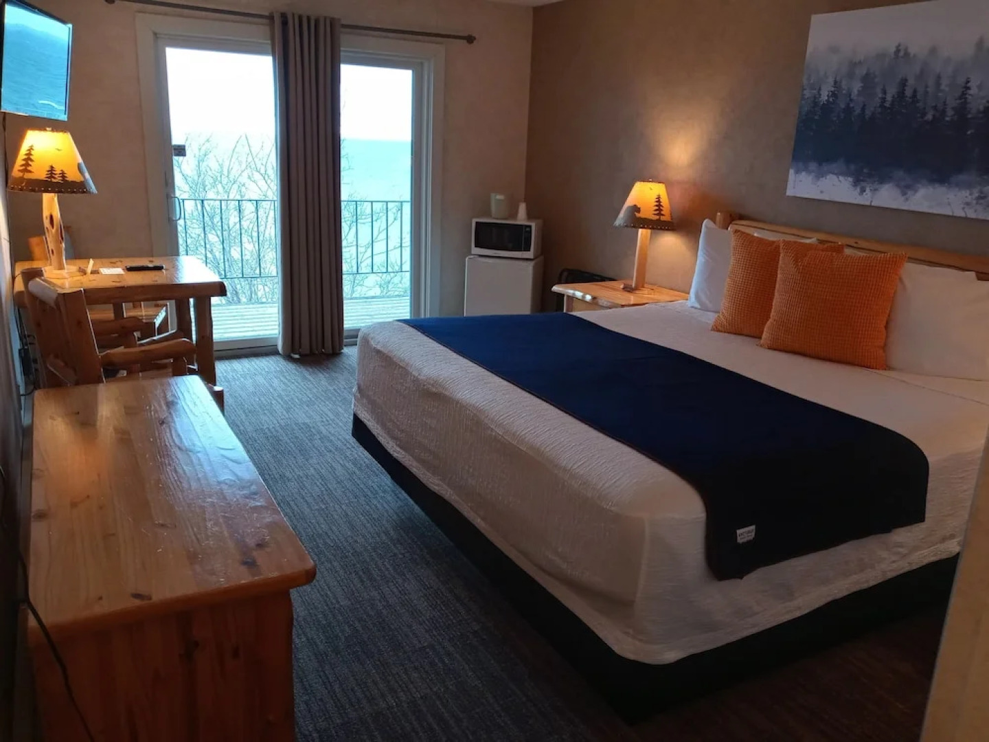 The Cliff Dweller on Lake Superior