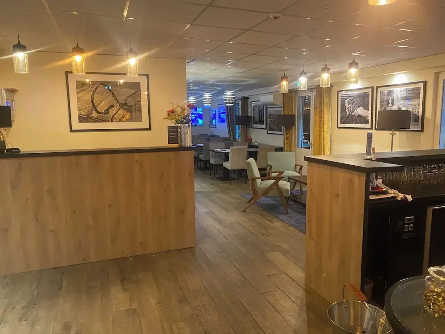 Hôtel Acadie Morangis