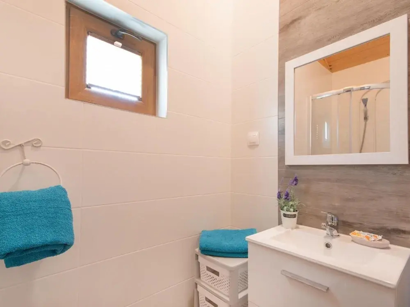 Holiday Homes With Fireplace , Summer Pool