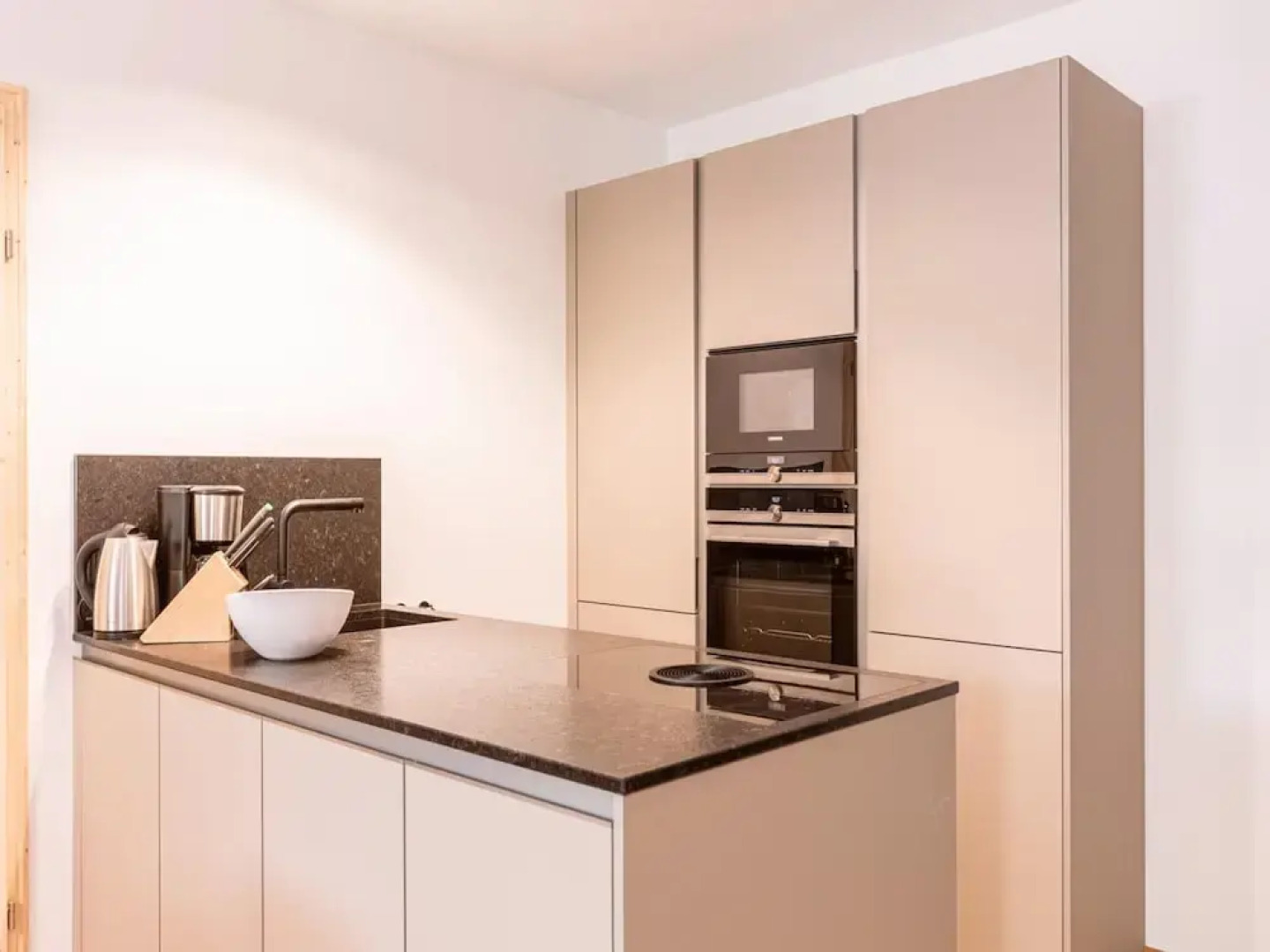 Apartment With Shared Infinity Pool