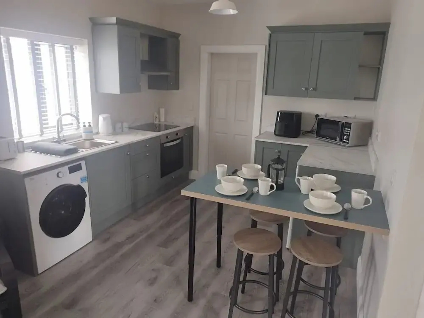 Seaside Retreat - 4 Guests - Near Aran Islands