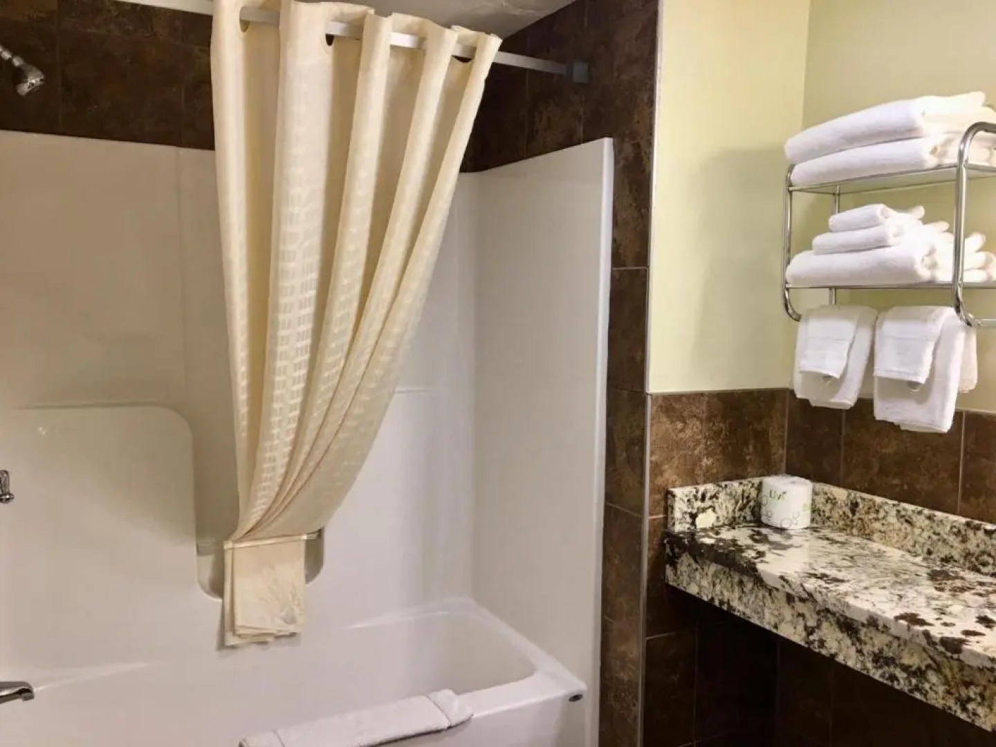 Scottish Inns Sturbridge