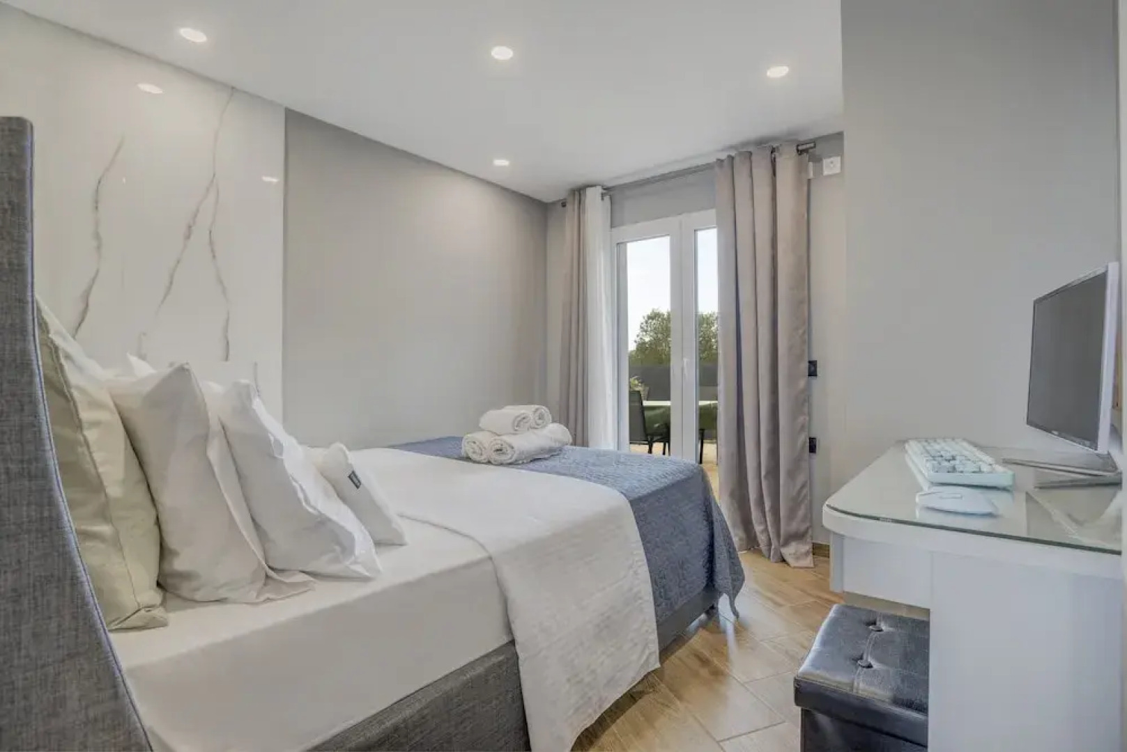 2-bed Pool Villa in Panormo