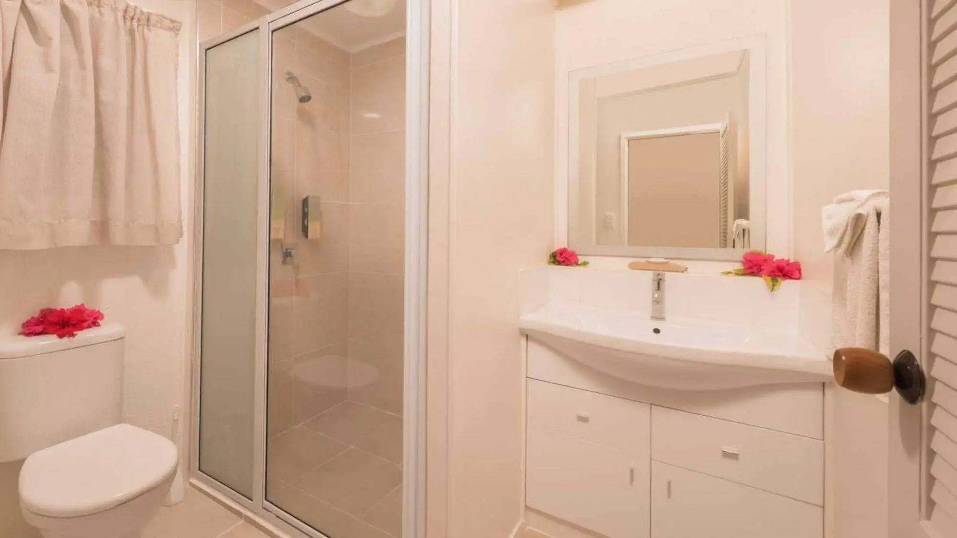 Moana Sands Villas & Apartments