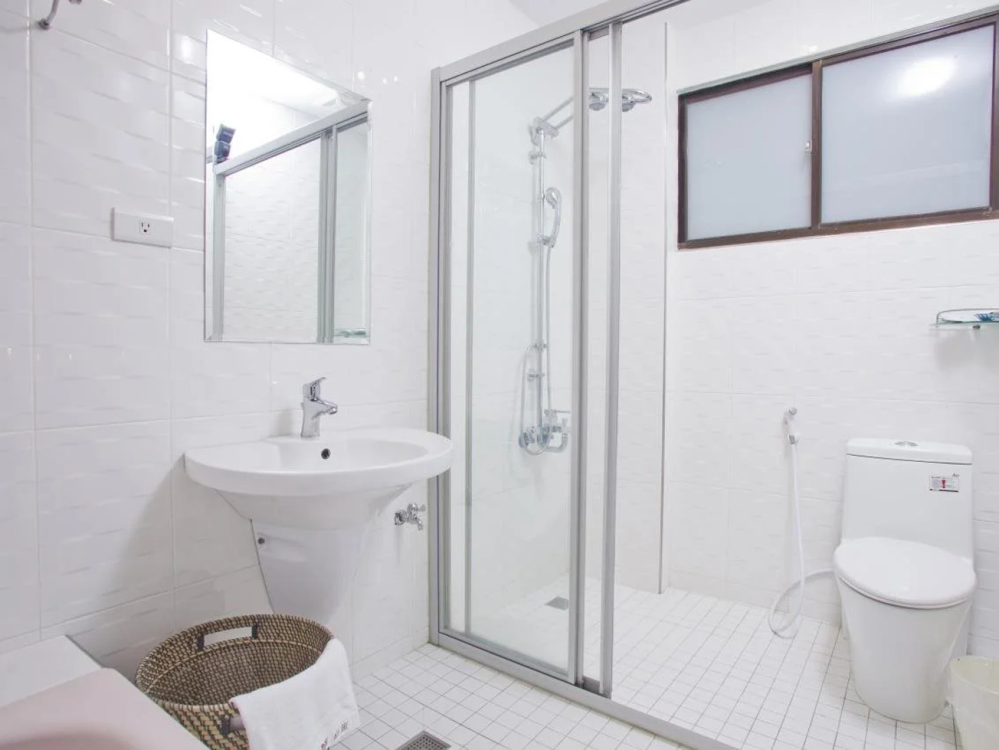 Just Enjoy Business Hotel