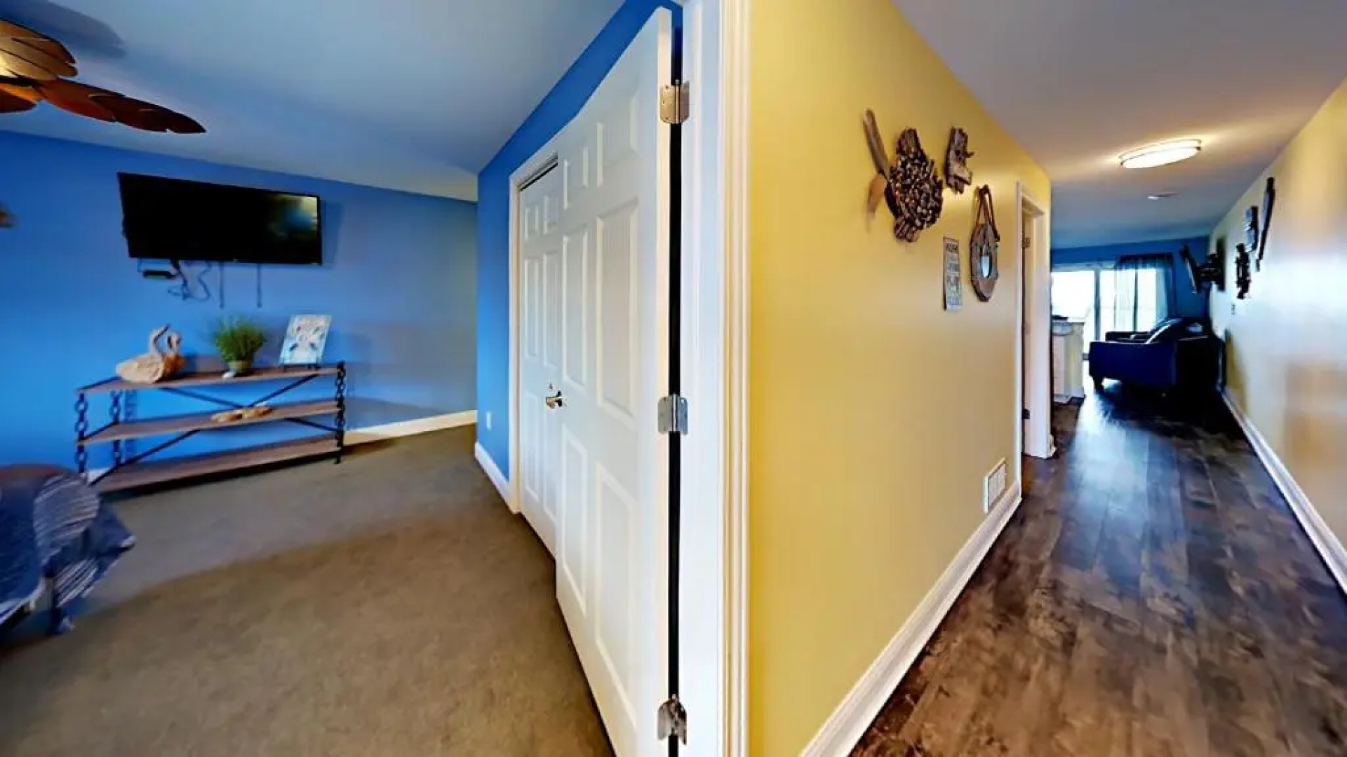 Put-in-Bay Waterfront Condo #107