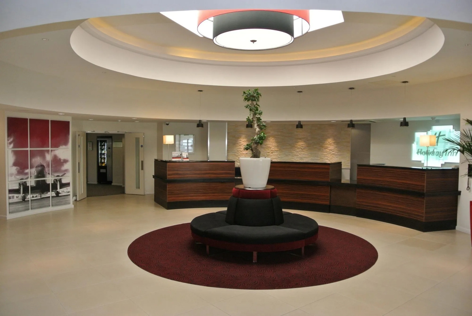 Holiday Inn London Gatwick - Worth by IHG