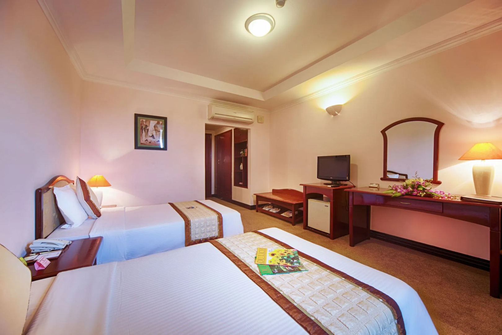 Muong Thanh Grand Phuong Dong Hotel