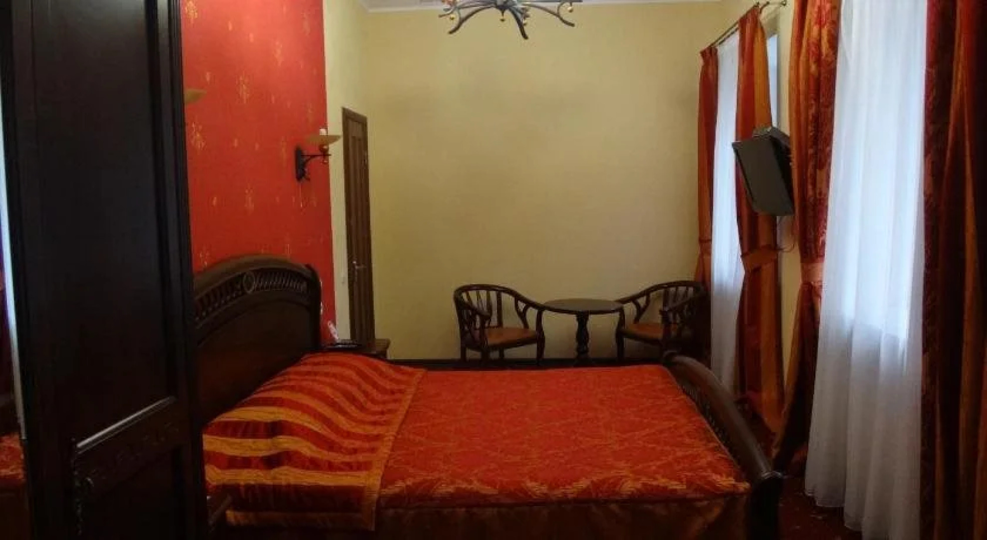 Гостиница Статус