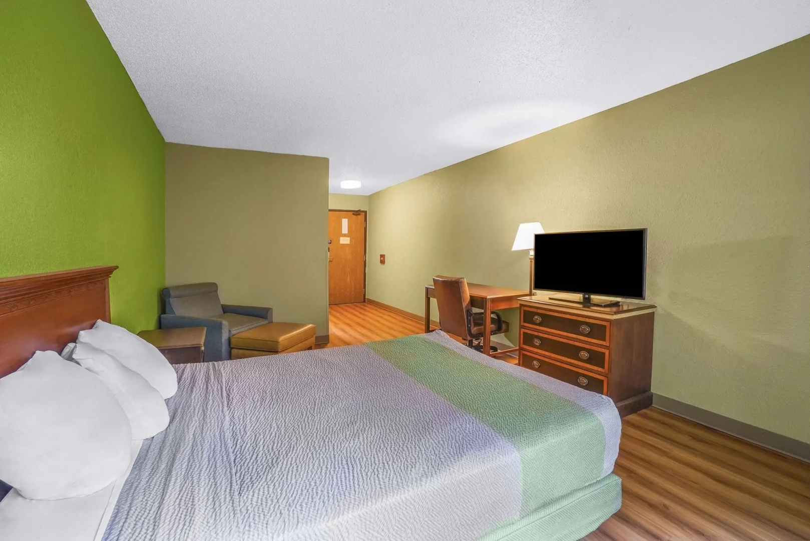 Motel 6 Morehead, KY